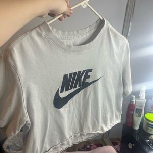 nike crop top